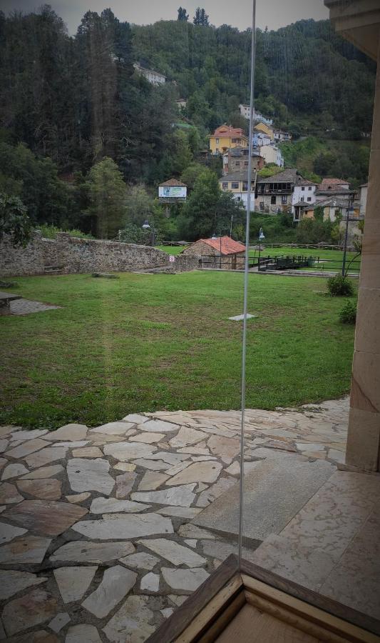 Prao Del Molin Cangas De Narcea Exterior foto